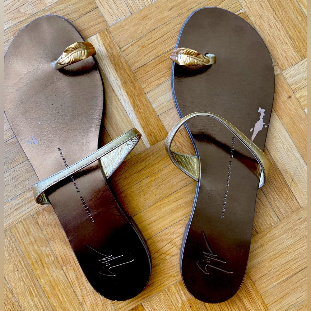 Giuseppe Zanotti gold leather sandals